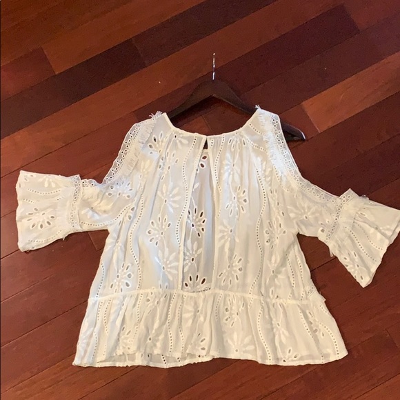 Boho Chic Blouse - open shoulder/back - Picture 2 of 3